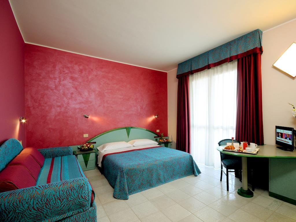 Serena Majestic Hotel Montesilvano Marina Kültér fotó