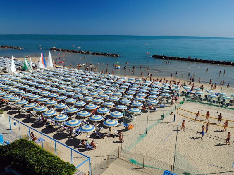 Serena Majestic Hotel Montesilvano Marina Kültér fotó